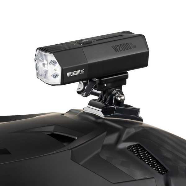 Mountain Lab W2000 Flashlight Kit