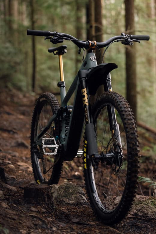 Podium mudguard